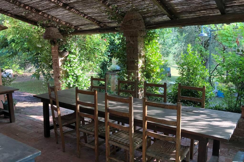 La Casa Nel Bosco Villa Lari ภายนอก รูปภาพ