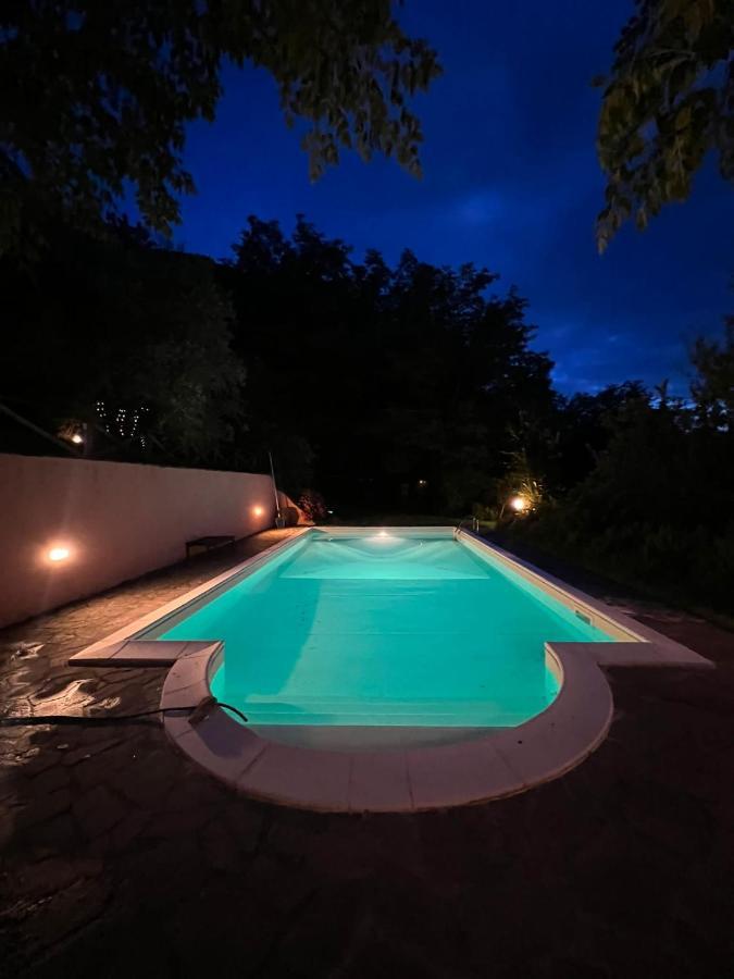 La Casa Nel Bosco Villa Lari ภายนอก รูปภาพ