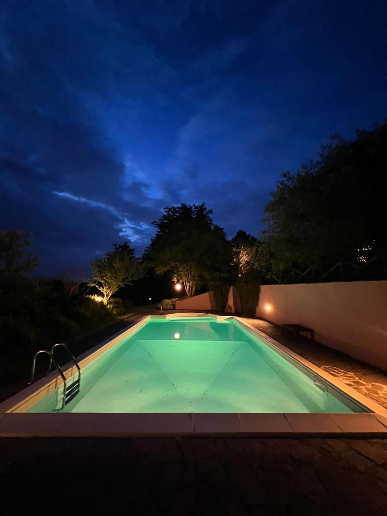 La Casa Nel Bosco Villa Lari ภายนอก รูปภาพ